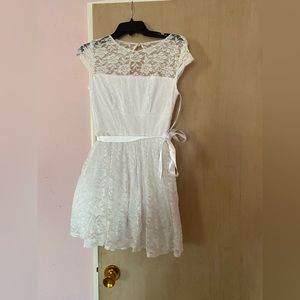 B. Darlin White Lace Dress
